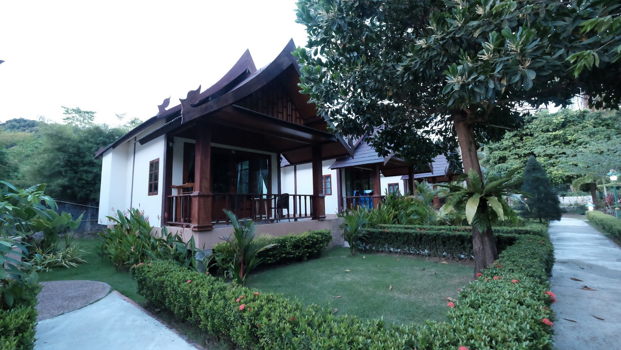Rasa Sayang Resort - Sha Certificate Koh Lanta Exterior photo